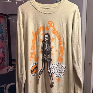 Broken Promises long sleeve T-shirt. Size L. Used condition.